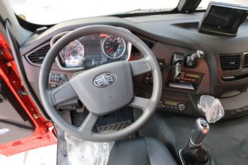 һ����� J6P�ؿ� �ʻݰ�2.0? �±����� 460���� 6X4ǣ����(CA4250P66K25T1E6)ͼƬ