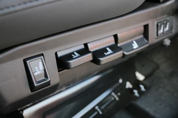 һ����� J6P�ؿ� �ʻݰ�2.0? �±����� 460���� 6X4ǣ����(CA4250P66K25T1E6)ͼƬ