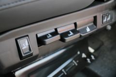 一汽解放 J6P重卡 质惠版2.0? 新北方款 460马力 6X4牵引车(CA4250P66K25T1E6)