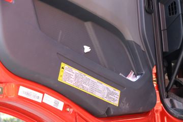 һ����� J6P�ؿ� �ʻݰ�2.0? �±����� 460���� 6X4ǣ����(CA4250P66K25T1E6)ͼƬ