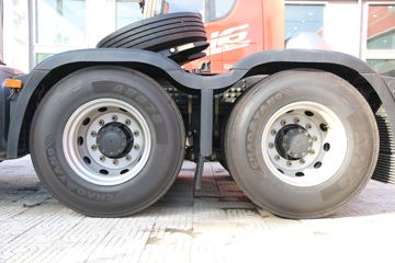 һ����� J6P�ؿ� �ʻݰ�2.0? �±����� 460���� 6X4ǣ����(CA4250P66K25T1E6)ͼƬ