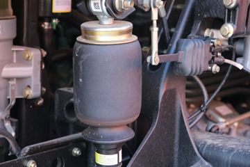 һ����� J6P�ؿ� �ʻݰ�2.0? �±����� 460���� 6X4ǣ����(CA4250P66K25T1E6)ͼƬ