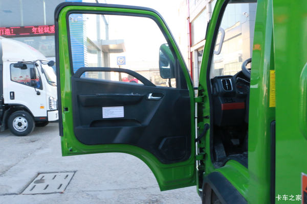 福田瑞沃 金刚S1 120马力 3.3米自卸车