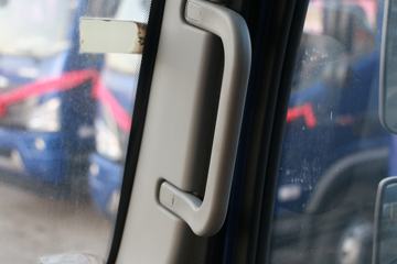 �������� ����ES5 240���� 6X2 4.8����ж��ͼƬ