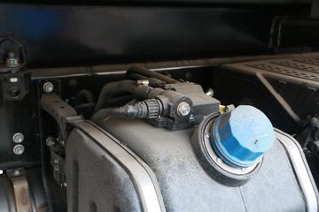 �������� ����ES5 240���� 6X2 4.8����ж��ͼƬ