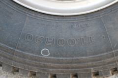 福田 时代领航ES7 270马力 8X2 8米栏板载货车(BJ1314VPPHC-01)