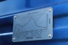 福田 时代领航ES7 270马力 8X2 8米栏板载货车(BJ1314VPPHC-01)