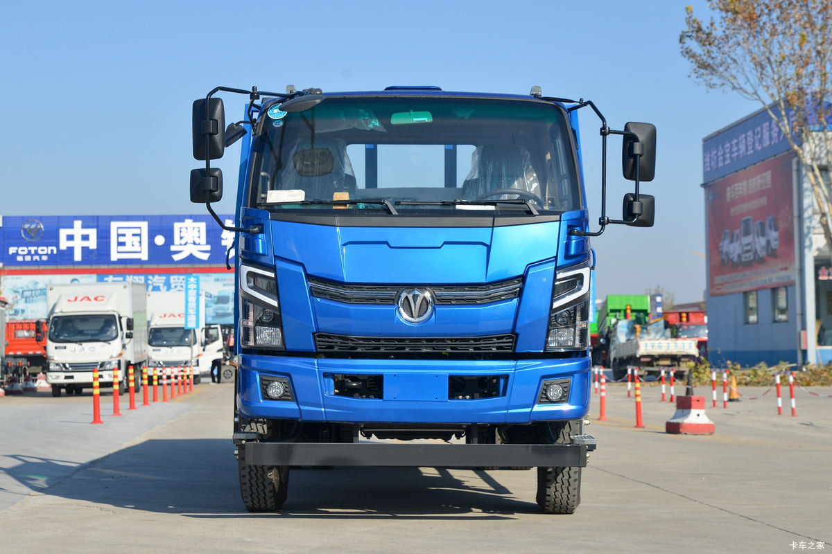 飞碟奥驰 V3系列 190马力 6X2 5.76米排半仓栅式载货车(国六)