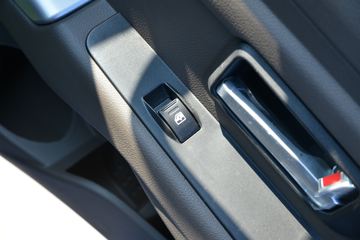 �ɵ��³� V3ϵ�� 190���� 4X2 5.76�������ػ���(����)ͼƬ