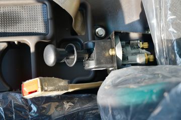 �ɵ��³� V3ϵ�� 190���� 4X2 5.76�������ػ���(����)ͼƬ