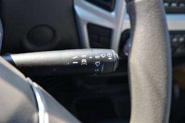 �ɵ��³� V3ϵ�� 190���� 4X2 5.76�������ػ���(����)ͼƬ