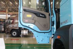 大运 V7重卡 460马力 6X4牵引车(国六)(松石蓝)(CGC4251D6ECBP)