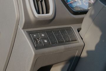 Ծ�� ����S80 95���� 4.02�׵�����ʽС��(����)(SH5043XXYPEDBNZ)ͼƬ