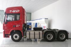 陕汽重卡 德龙X5000 490马力 6X4牵引车(后桥11.5T)(国六)(SX4259XD4Q1)