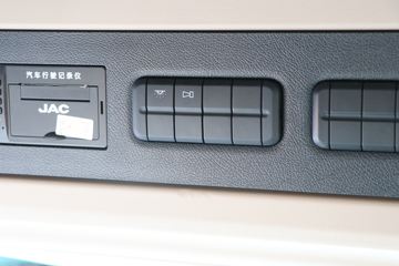 ���� �����A5X�п� 220���� 4X2 6.8�������ػ���(����)(HFC1181P2K3A50KS)ͼƬ