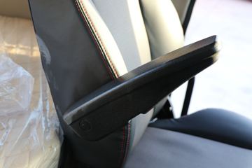 ���� �����A5X�п� 220���� 4X2 6.8�������ػ���(����)(HFC1181P2K3A50KS)ͼƬ