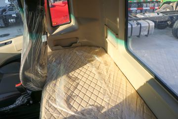 ���� �����A5X�п� 220���� 4X2 6.8�������ػ���(����)(HFC1181P2K3A50KS)ͼƬ