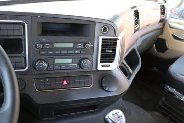 ���� �����A5X�п� 220���� 4X2 6.8�������ػ���(����)(HFC1181P2K3A50KS)ͼƬ