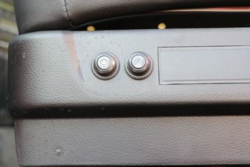 ���� �����A5X�п� 220���� 4X2 6.8�������ػ���(����)(HFC1181P2K3A50KS)ͼƬ