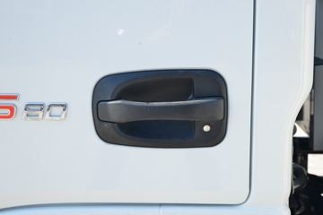 Ծ�� ����S80 95���� 4X2 3.05����ж��(����)(SH3043PEDBNZ3)ͼƬ