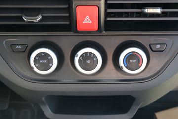 Ծ�� ����S80 95���� 4X2 3.05����ж��(����)(SH3043PEDBNZ3)ͼƬ