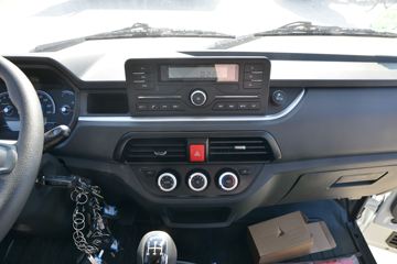 Ծ�� ����S80 95���� 4X2 3.05����ж��(����)(SH3043PEDBNZ3)ͼƬ