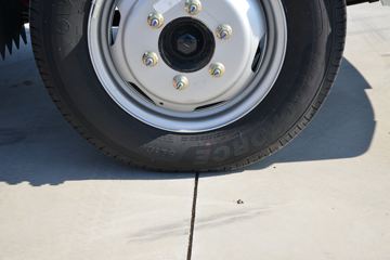 Ծ�� ����S80 95���� 4X2 3.05����ж��(����)(SH3043PEDBNZ3)ͼƬ