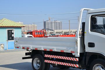 Ծ�� ����S80 95���� 4X2 3.05����ж��(����)(SH3043PEDBNZ3)ͼƬ