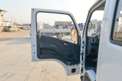 跃进 福星S80 1.5L 113马力 汽油 3.05米双排栏板小卡(国六)(SH1033PEGCNS)