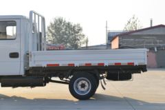 跃进 福星S80 1.5L 113马力 汽油 3.05米双排栏板小卡(国六)(SH1033PEGCNS)