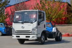 跃进 超越C300 130马力 4.2米单排栏板轻卡(国六)(SH1043ZFDCWZ4)