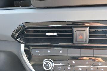 Ծ�� ��ԽC300 150���� 4.2�׵��������Ῠ(����)(SH1043ZFDDMZ)ͼƬ