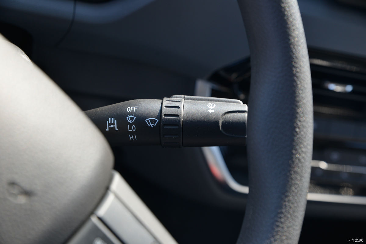 Ծ�� ��ԽC300 150���� 4.2�׵��������Ῠ(����)(SH1043ZFDDMZ)��ʻ��                                               