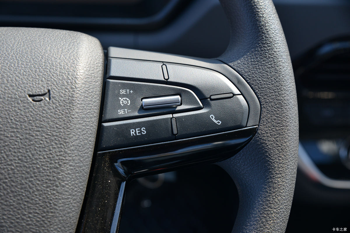 Ծ�� ��ԽC300 150���� 4.2�׵��������Ῠ(����)(SH1043ZFDDMZ)��ʻ��                                               