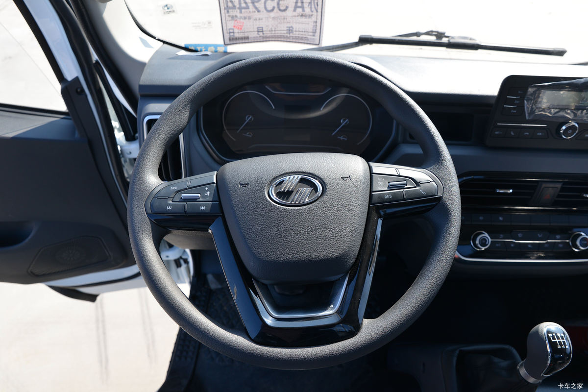 Ծ�� ��ԽC300 150���� 4.2�׵��������Ῠ(����)(SH1043ZFDDMZ)��ʻ��                                               