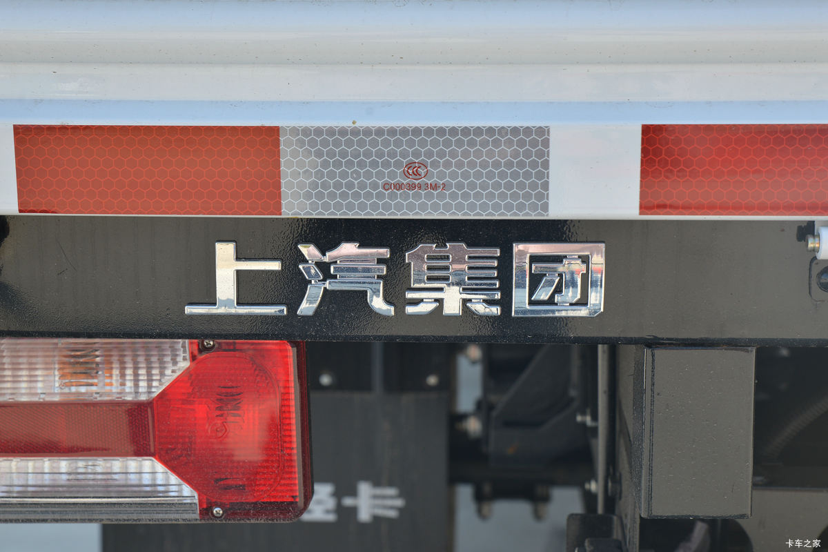 Ծ�� ��ԽC300 150���� 4.2�׵��������Ῠ(����)(SH1043ZFDDMZ)��װ                                                