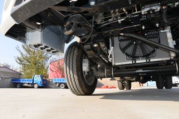 Ծ�� ����S80 95���� 4.05�׵��Ų�դʽС��(����)(SH5043CCYPEDBNZ)ͼƬ