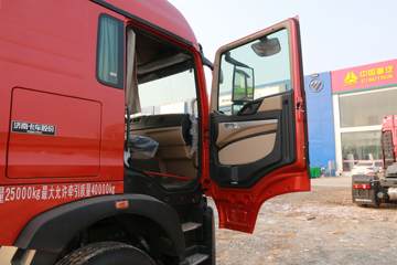 �й����� HOWO TX�ؿ� 460���� 6X4 ǣ����(����)ͼƬ