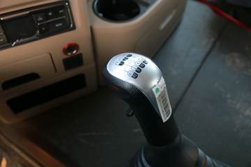 �й����� HOWO TX�ؿ� 460���� 6X4 ǣ����(����)ͼƬ