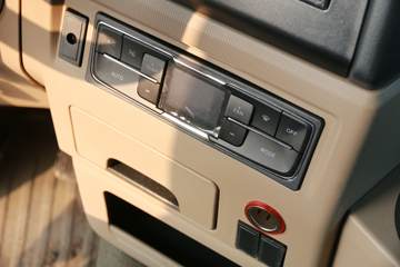 �й����� HOWO TX�ؿ� 460���� 6X4 ǣ����(����)ͼƬ