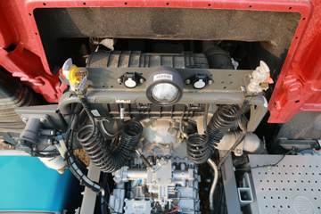 �й����� HOWO TX�ؿ� 460���� 6X4 ǣ����(����)ͼƬ