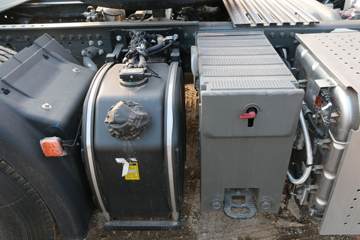 �й����� HOWO TX�ؿ� 460���� 6X4 ǣ����(����)ͼƬ