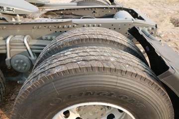 �й����� HOWO TX�ؿ� 460���� 6X4 ǣ����(����)ͼƬ