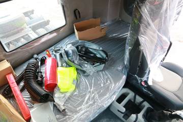 �й����� HOWO Max�ؿ� 480���� 6X4ǣ����(����)ͼƬ