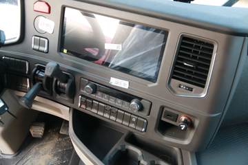 �й����� HOWO Max�ؿ� 480���� 6X4ǣ����(����)ͼƬ