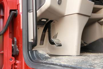 �й����� HOWO Max�ؿ� 480���� 6X4ǣ����(����)ͼƬ