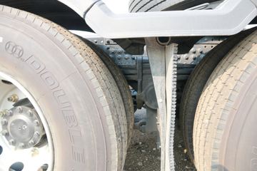 �ൺ��� JH6�ؿ� �캽��2.0 560���� 6X4ǣ����(����)(��Һ��������)(CA4259P25K2T1E6A80)ͼƬ