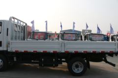 跃进 超运H300 150马力 4.2米单排栏板轻卡(国六)(6挡)(SH1043ZFDDWZ)