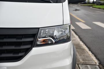 �� ��S30 2022�� ������ 1.6L 123���� ���� 3�׵�������΢��(����)ͼƬ