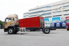 福田 奥铃大黄蜂 220马力 7.8米排半厢式载货车(后桥9T)(国六)(BJ5188XXYKPFN-AF1)